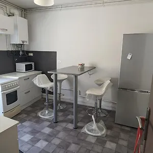  Appartement Renove-equipe En Centre-ville